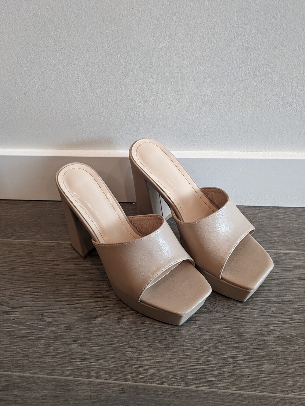 Beige Platform Heels Size 7